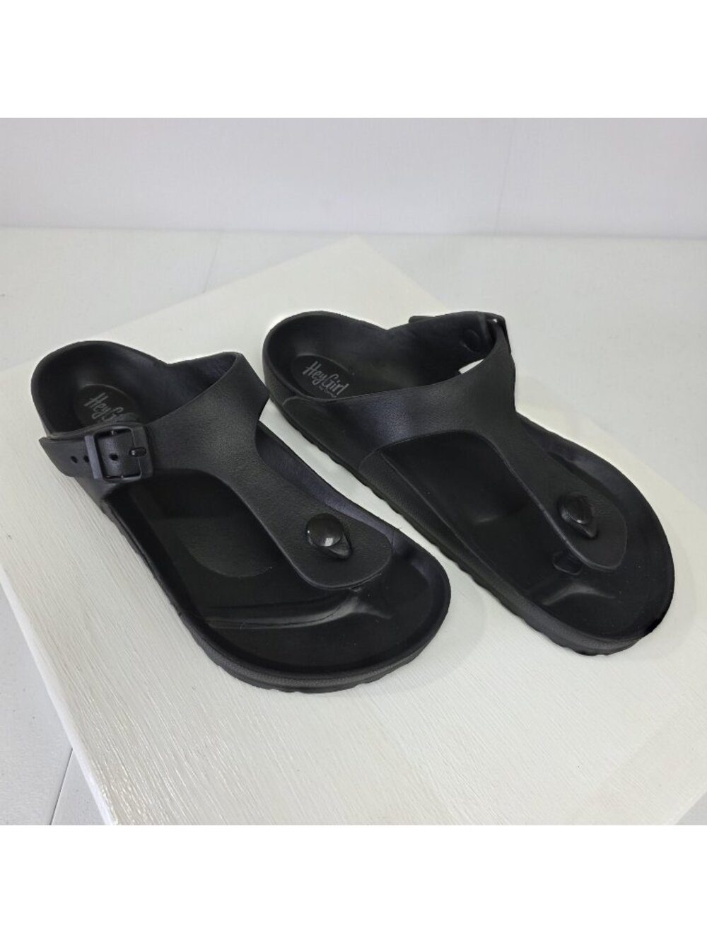 HeyGirl By Corkys Sandals Womens Size 8.5 Black Thong Buckle Comfort Flat Shoes